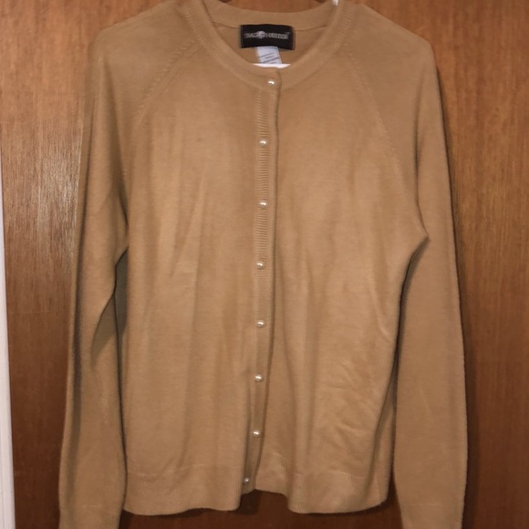 Sweater - Picture 1 of 4